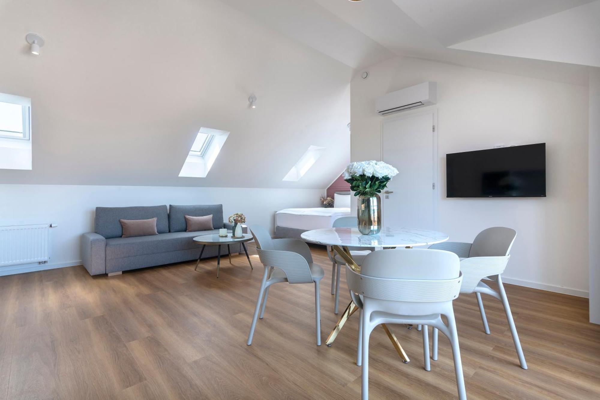 Encore Boutique Residence By Dwellfort Praag Buitenkant foto